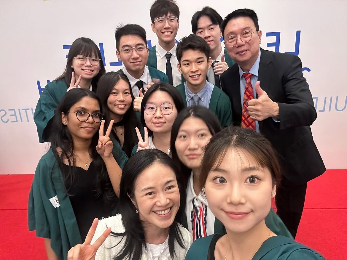 💬成就工程夢想：跨學科啟航 師友同行「🏠初到香港我都有啲擔心未必適應，但港大濃厚嘅國際氛圍好快令我融入到。喺志新學院，我搞咗個 Street Food Club，約埋hallmates一齊 (6)