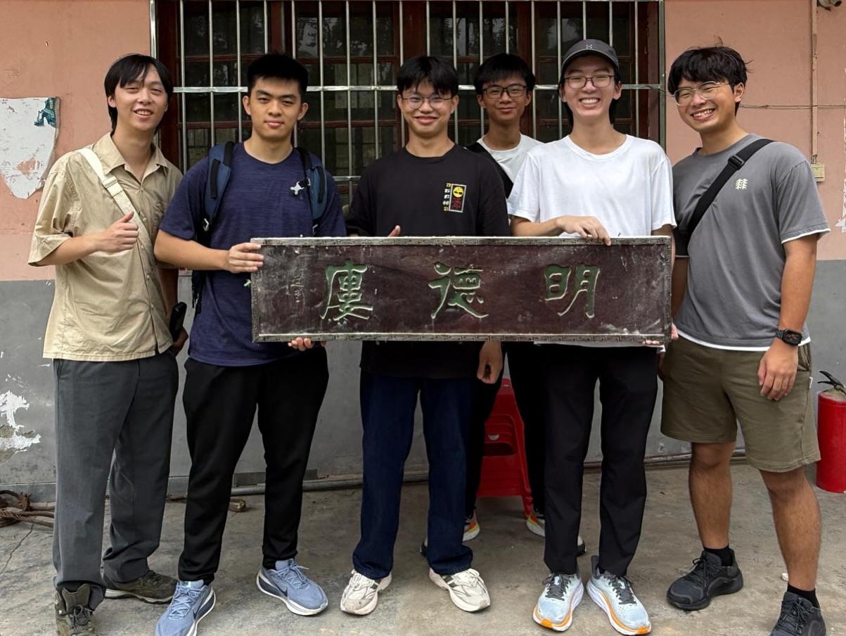 [#HKUInfoDay2025] 💬 成就工程夢想：創造真實而有意義嘅社會影響工程師嘅使命就是「用技術解決問題」，並為社會帶嚟改變。土木工程系五年級嘅Angus 分享：「港大工程最吸引我嘅 (4)